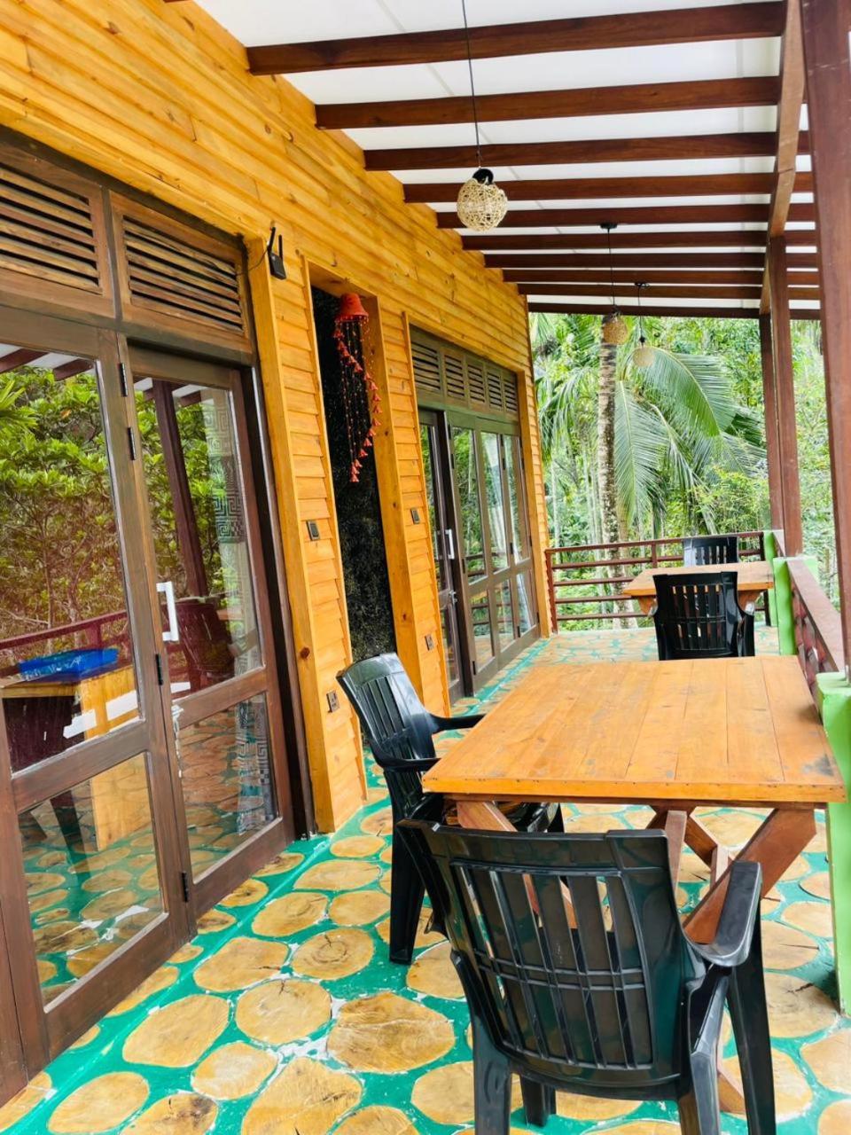Nine Arch Jungle Inn Элла Экстерьер фото